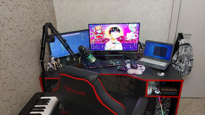 Стол компьютерный Инфинити