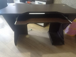 Стол компьютерный Прада